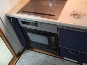 広島キッチン取付け隊　電気オーブンの取替　施工前